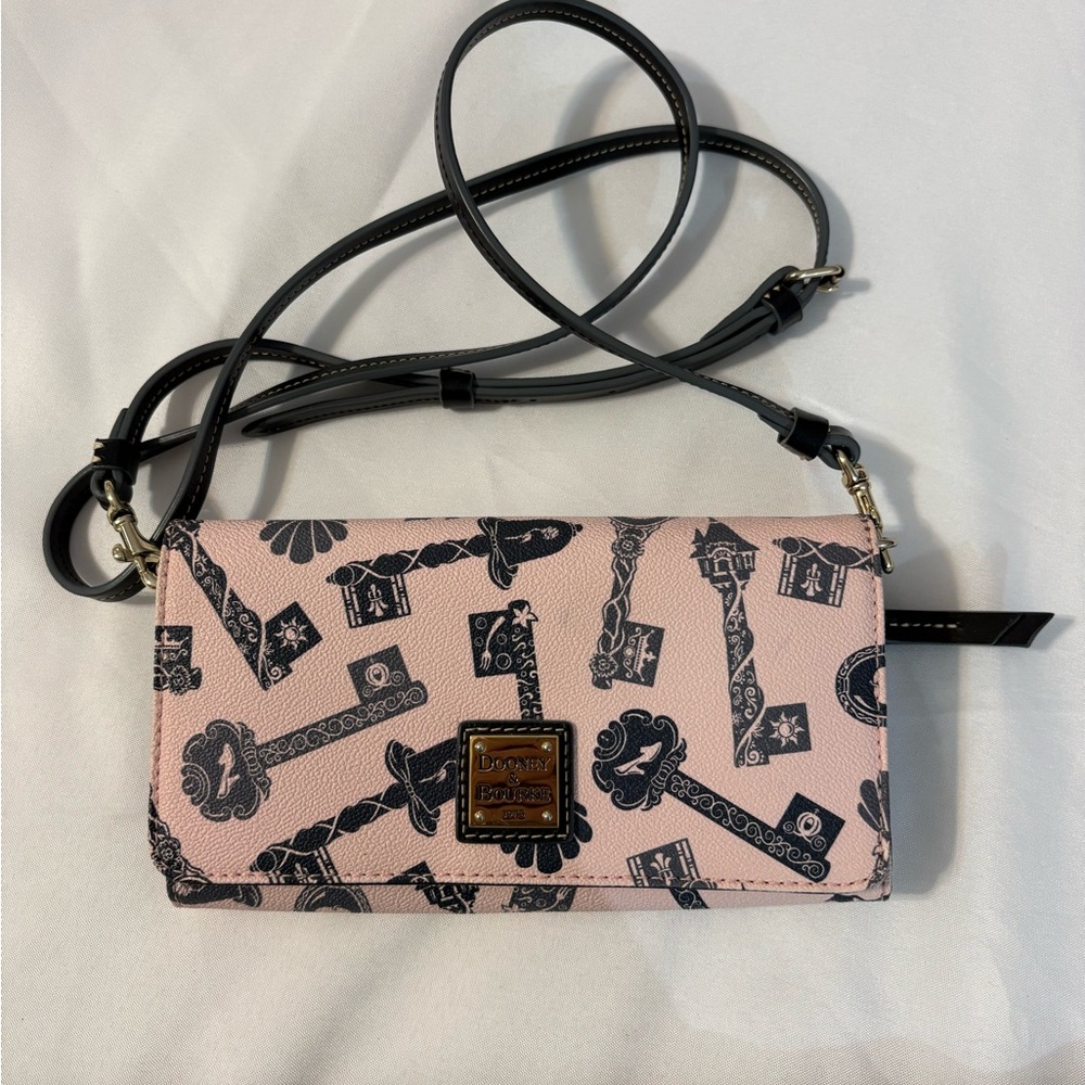 Dooney & Bourke Disney Parks Princess Keys Daphne Wallet Crossbody pink black